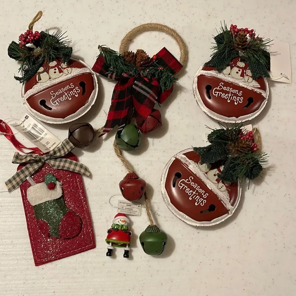 ‎Christmas Ornaments. Country. 6 total